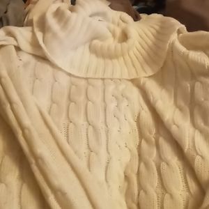 ZENA SPORT CABLE KNIT SWEATER